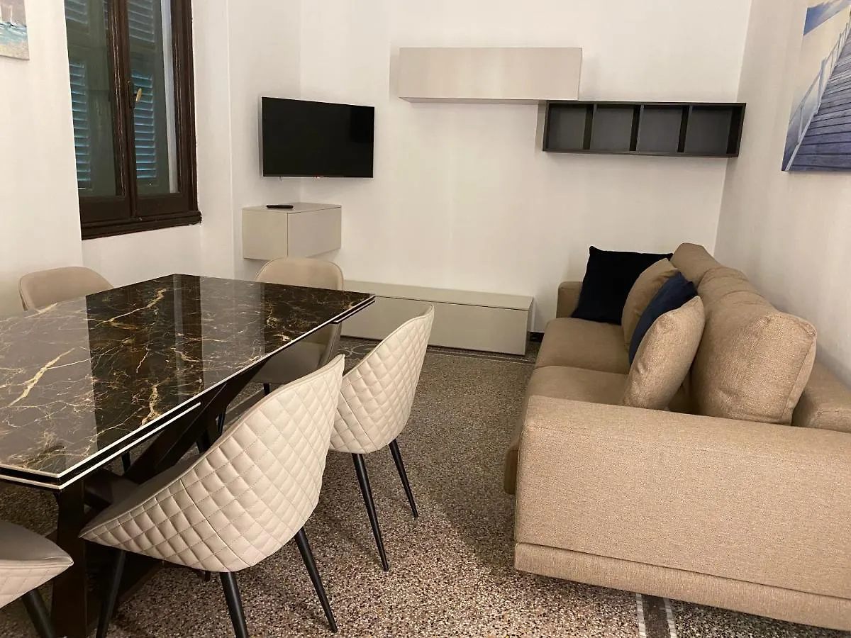 Casa Genovese, Splendido Appartamento In Centro A Rapallo